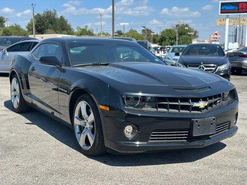 Used 2010 Chevrolet Camaro SS w/ RS Package RWD image 3