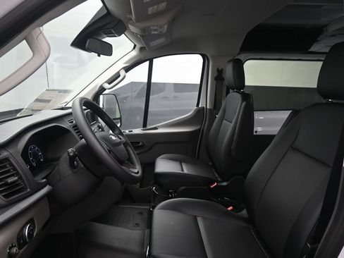 New 2024 Ford Transit 250 Low Roof RWD image 19
