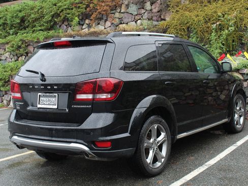 Used 2016 Dodge Journey Crossroad w/ Popular Equipment Group AWD/4WD image 9