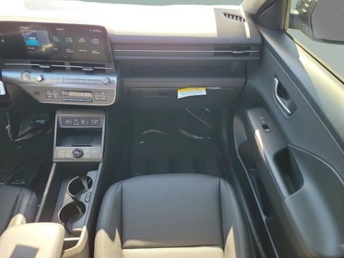 New 2026 Hyundai Kona SEL Premium image 11