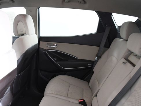 Used 2017 Hyundai Santa Fe Sport image 21