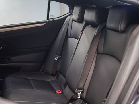 Used 2024 Lexus ES 300h F Sport w/ Accessory Package (Z1) image 18