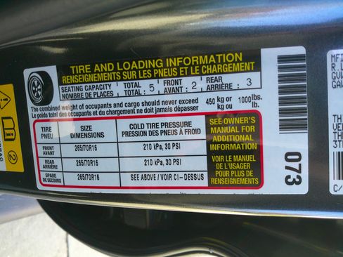 Used 2019 Toyota Tacoma TRD Off-Road w/ Exterior Package image 34