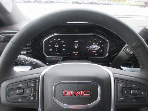 New 2026 GMC Sierra 3500 SLE w/ SLE Value Package image 18