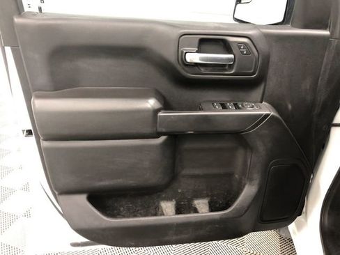 Used 2021 Chevrolet Silverado 1500 W/T w/ WT Value Package AWD/4WD image 12