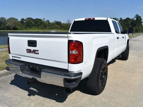 Used 2018 GMC Sierra 3500 4x4 Crew Cab w/ Sierra Convenience Package image 4