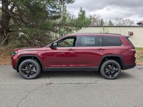 New 2026 Jeep Grand Cherokee L Limited AWD/4WD image 8