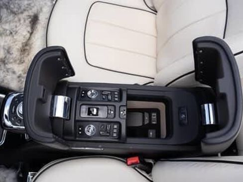 Used 2014 Rolls-Royce Phantom Drophead Coupe image 66