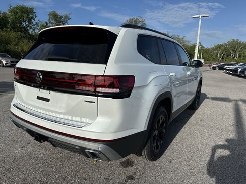 New 2026 Volkswagen Atlas Peak Edition AWD/4WD image 6