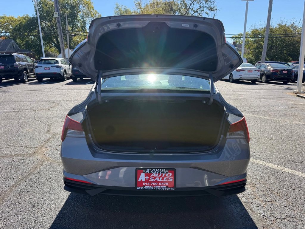 Used 2023 Hyundai Elantra SEL FWD image 22