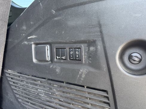 Used 2024 Chevrolet Tahoe RST w/ Luxury Package image 30