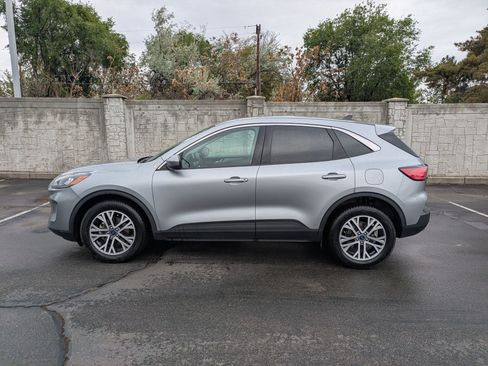 Used 2022 Ford Escape SEL AWD/4WD image 9