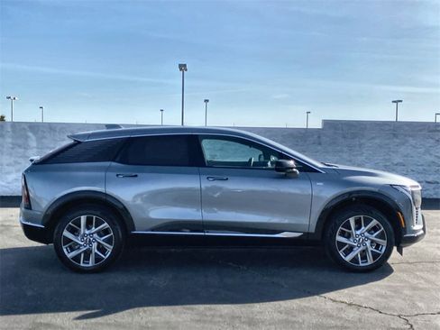 Certified 2026 Cadillac Optiq Luxury 1 image 38