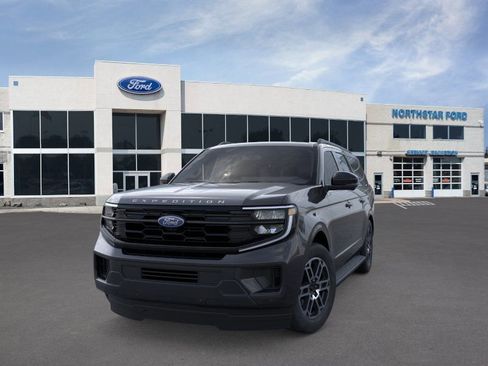 New 2026 Ford Expedition Max Active image 2