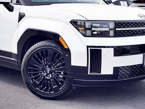 Certified 2025 Hyundai Santa Fe Calligraphy image 4