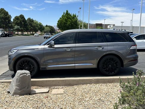 Used 2021 Lincoln Aviator Reserve w/ Equipment Group 208A RWD image 6