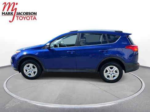 Used 2014 Toyota RAV4 LE image 8