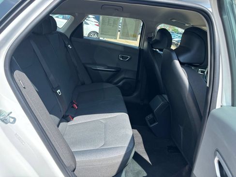 Used 2025 Kia K4 FWD image 24