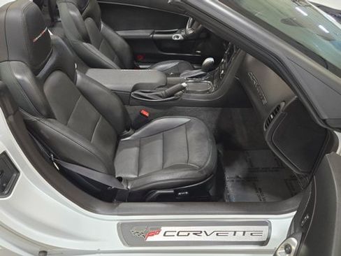 Used 2013 Chevrolet Corvette Grand Sport w/ 2LT Preferred Equipment Group image 34