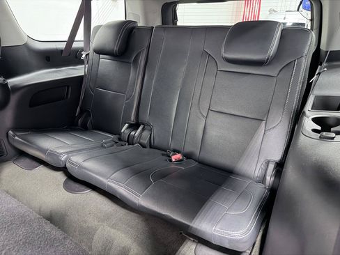 Used 2015 GMC Yukon XL SLE w/ Convenience Package RWD image 22