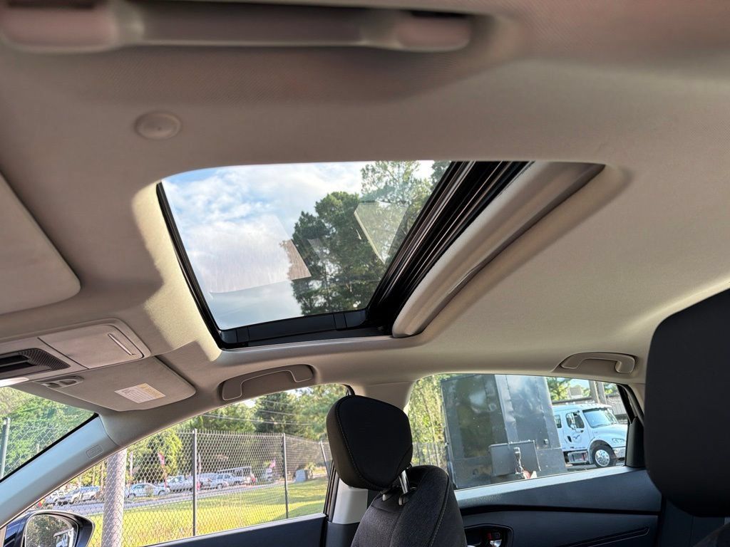 Certified 2023 Honda Accord EX image 19