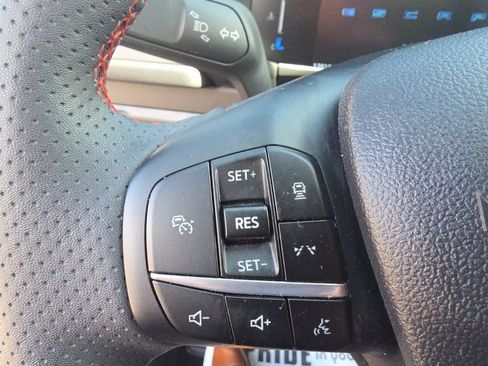 Certified 2024 Ford Escape ST-Line w/ Tech Pack #1 image 17