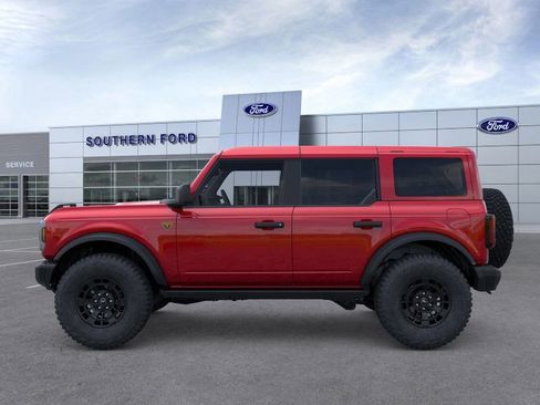 New 2026 Ford Bronco Badlands image 3