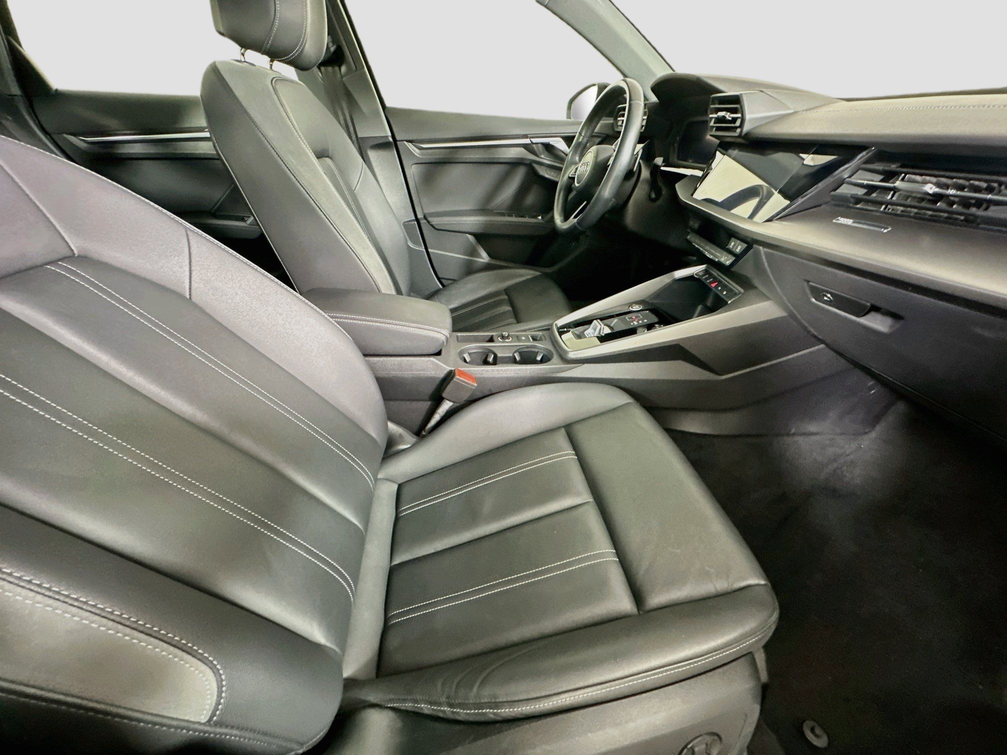 Used 2024 Audi A3 2.0T Premium FWD image 30