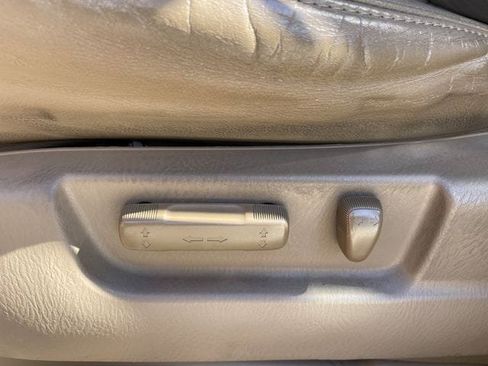 Used 2004 Honda Pilot EX image 22