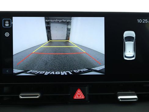 Used 2025 Hyundai Ioniq 5 SE image 15