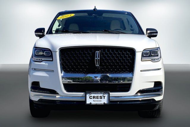 Used 2023 Lincoln Navigator L Black Label AWD/4WD image 2