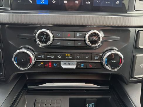 New 2026 Ford F250 Platinum image 34