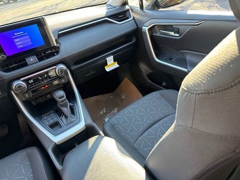 New 2025 Toyota RAV4 XLE image 21