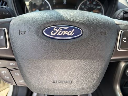 Used 2020 Ford EcoSport SES w/ SES Black Appearance Package image 14