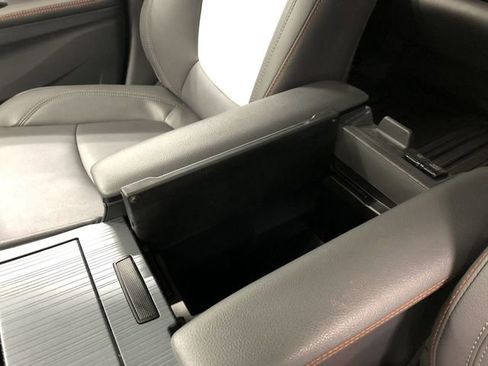 Used 2023 Toyota Sienna XSE w/ XSE Plus Package AWD/4WD image 29
