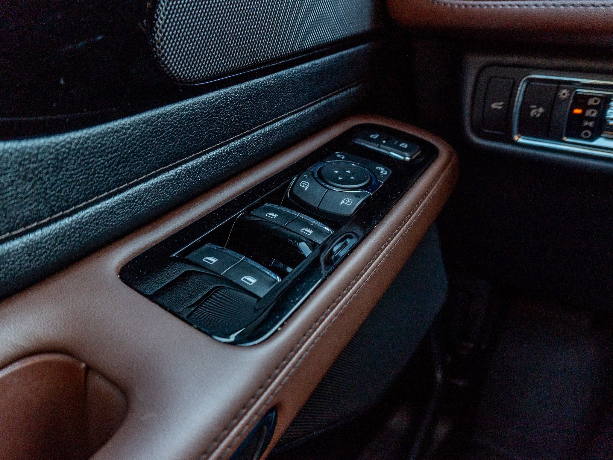 Used 2026 Lincoln Aviator Reserve AWD/4WD image 29