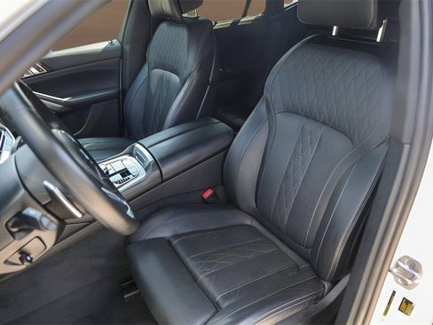 Used 2023 BMW X6 M50i w/ Executive Package image 7