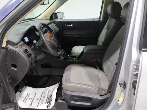 Used 2018 Ford Flex SEL FWD image 10