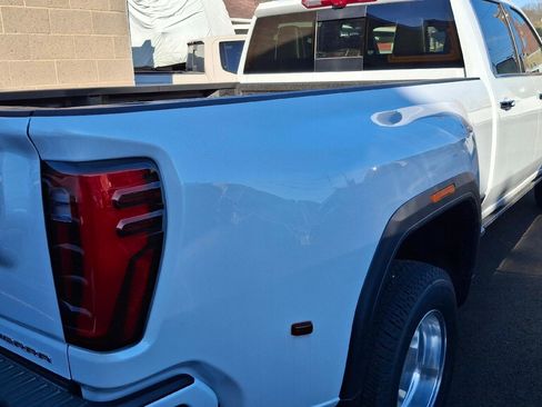 New 2026 GMC Sierra 3500 Denali Ultimate AWD/4WD image 6
