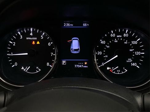 Used 2018 Nissan Rogue SV AWD/4WD image 20