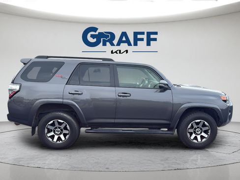 Used 2020 Toyota 4Runner TRD Off-Road Premium w/ Moonroof Package AWD/4WD image 9