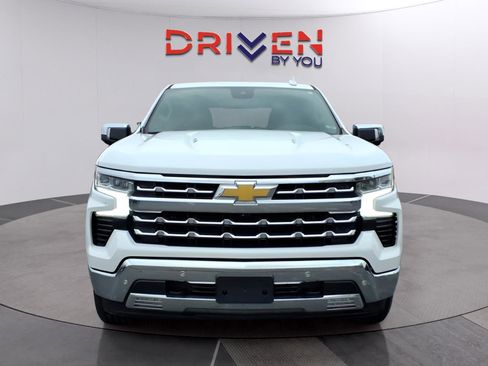 Used 2022 Chevrolet Silverado 1500 LTZ w/ LTZ Premium Package image 8