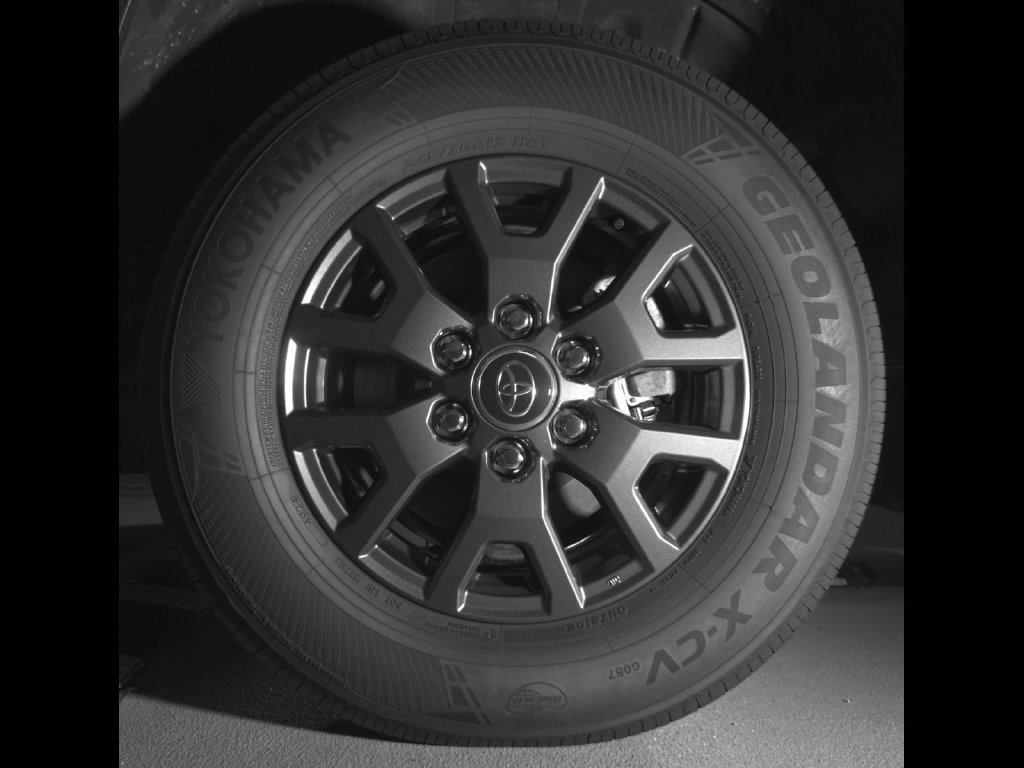 Used 2025 Toyota 4Runner SR5 AWD/4WD image 12