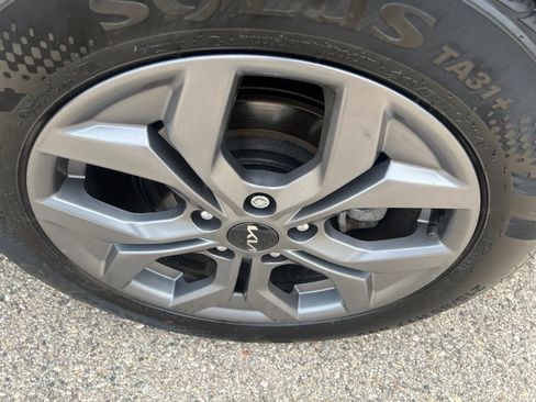 Certified 2024 Kia Seltos S AWD/4WD image 45