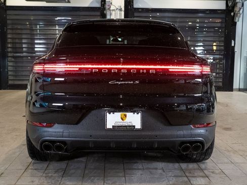 New 2026 Porsche Cayenne S image 10