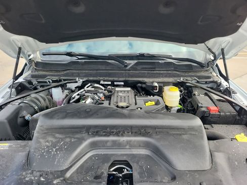 New 2026 RAM 2500 Tradesman AWD/4WD image 17