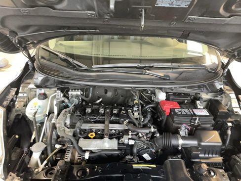 Certified 2023 Nissan Versa SV image 21