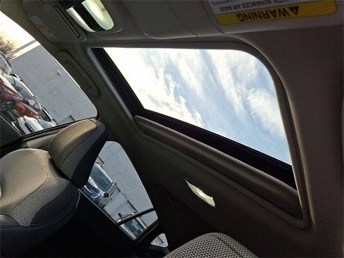 Certified 2024 Subaru Crosstrek 2.0i Premium image 14