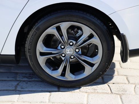 Used 2023 Honda Accord EX image 40