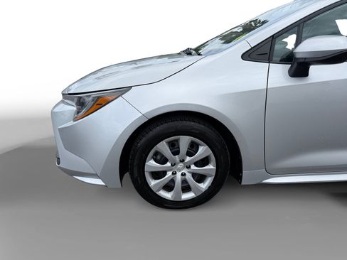 Used 2024 Toyota Corolla LE FWD image 9